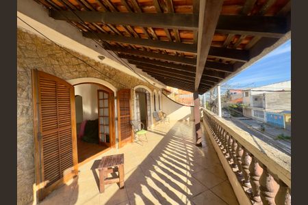 Casa à venda com 250m², 3 quartos e 2 vagasVaranda