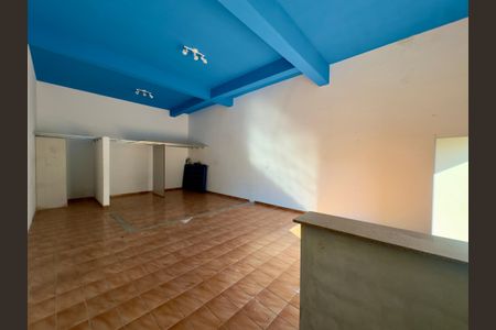 Casa à venda com 250m², 3 quartos e 2 vagasÁrea comum