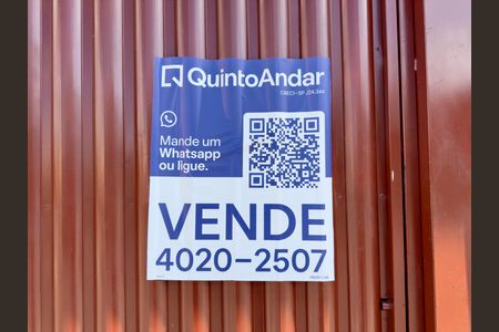 Casa à venda com 250m², 3 quartos e 2 vagasPlaca aproximada 