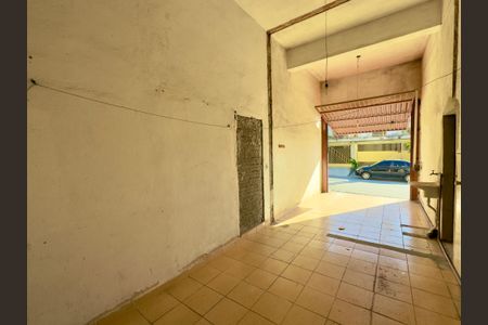 Casa à venda com 250m², 3 quartos e 2 vagasGaragem