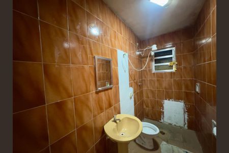 Casa à venda com 250m², 3 quartos e 2 vagasBanheiro do Salão Comercial