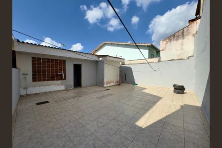 Casa à venda com 250m², 3 quartos e 2 vagasQuintal