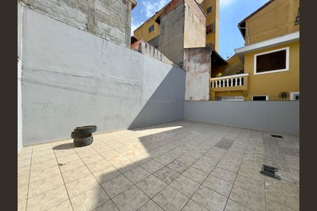 Casa à venda com 250m², 3 quartos e 2 vagasQuintal