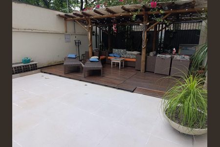 Apartamento à venda com 95m², 2 quartos e 1 vaga