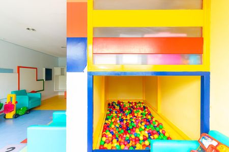 Apartamento à venda com 77m², 3 quartos e 1 vagaÁrea comum