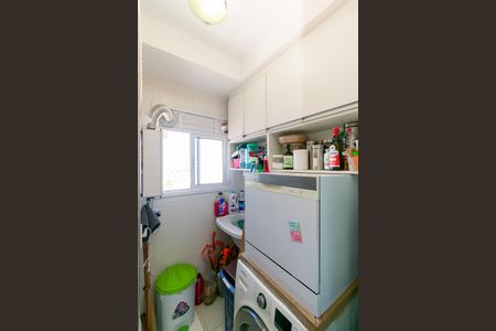 Apartamento à venda com 77m², 3 quartos e 1 vagaÁrea de Serviço