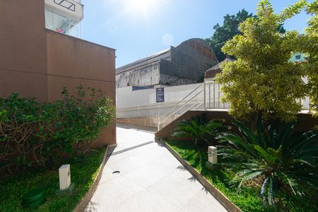 Apartamento à venda com 77m², 3 quartos e 1 vagaÁrea comum