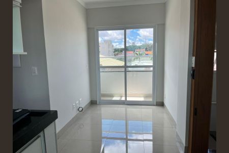 Cozinha/Sala de apartamento para alugar com 2 quartos, 40m² em Umuarama, Uberlândia