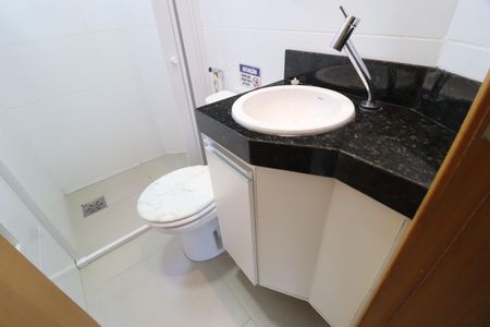 Apartamento para alugar com 40m², 2 quartos e 1 vagaBanheiro Social