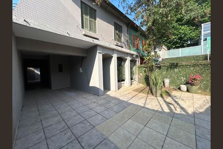 Casa à venda com 174m², 3 quartos e 3 vagas