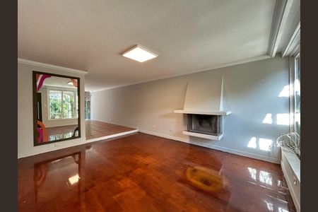 Casa à venda com 174m², 3 quartos e 3 vagas