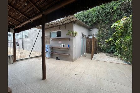 Casa à venda com 174m², 3 quartos e 3 vagas