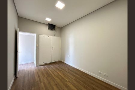 Casa à venda com 174m², 3 quartos e 3 vagas