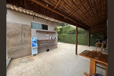 Casa à venda com 174m², 3 quartos e 3 vagas