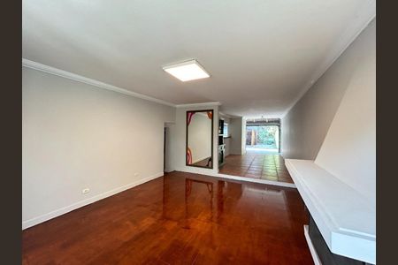 Casa à venda com 174m², 3 quartos e 3 vagas