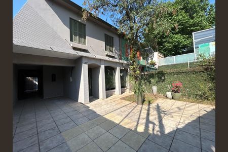 Casa à venda com 174m², 3 quartos e 3 vagas