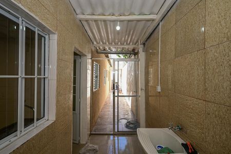 Casa à venda com 120m², 2 quartos e 1 vagaÁrea de Serviço 