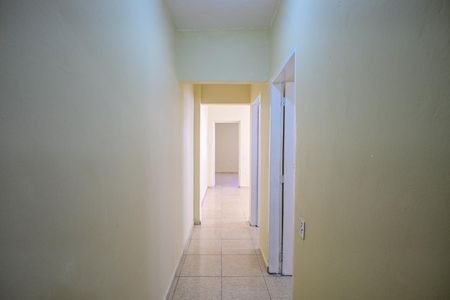 Casa à venda com 120m², 2 quartos e 1 vagaCorredor