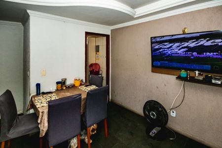 Apartamento à venda com 2 quartos, 48m² em Floramar, Belo Horizonte