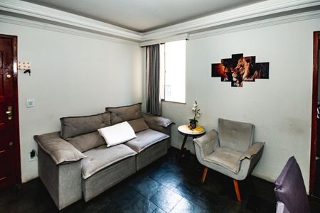 Apartamento à venda com 2 quartos, 48m² em Floramar, Belo Horizonte