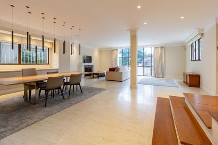 Casa à venda com 4 quartos, 367m² em Perdizes, São Paulo