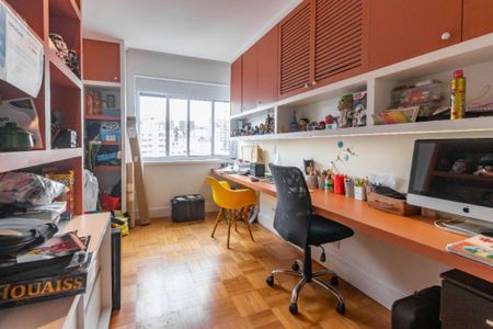 Apartamento à venda com 157m², 3 quartos e 1 vaga