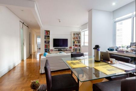 Apartamento à venda com 124m², 3 quartos e 1 vaga