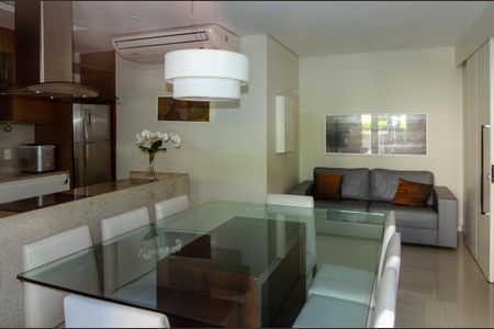 Apartamento à venda com 78m², 2 quartos e 1 vaga