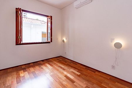 Casa à venda com 4 quartos, 250m² em Perdizes, São Paulo