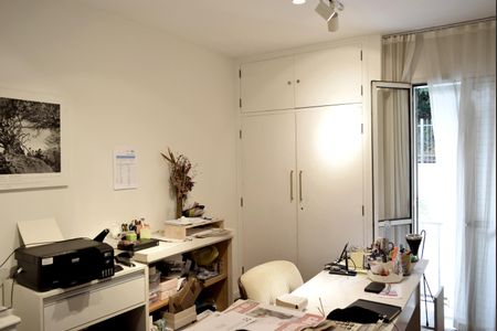 Apartamento à venda com 119m², 4 quartos e 2 vagasQuarto 2