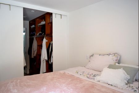 Apartamento à venda com 119m², 4 quartos e 2 vagasSuíte