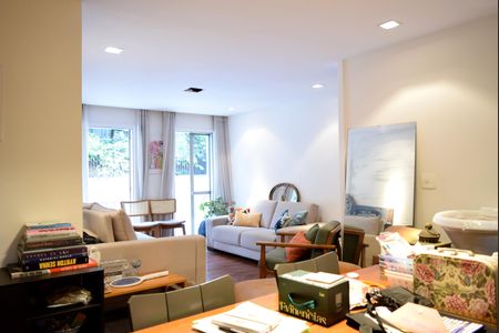 Sala de apartamento para alugar com 4 quartos, 119m² em Alto de Pinheiros, São Paulo