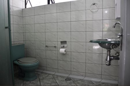 Casa para alugar com 80m², 1 quarto e 1 vagaDetalhe - Banheiro Social