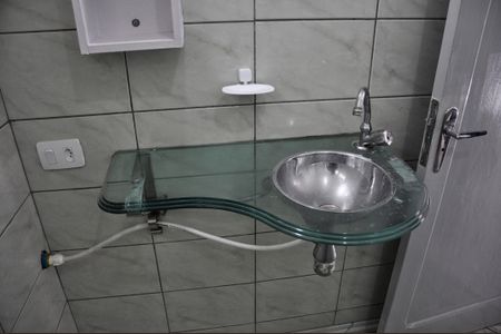 Casa para alugar com 80m², 1 quarto e 1 vagaDetalhe - Banheiro Social