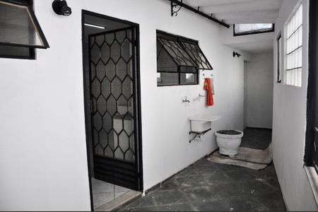 Casa para alugar com 80m², 1 quarto e 1 vagaDetalhe - Área de Serviço