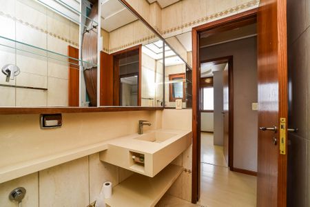 Apartamento para alugar com 230m², 3 quartos e 2 vagasBanheiro Social