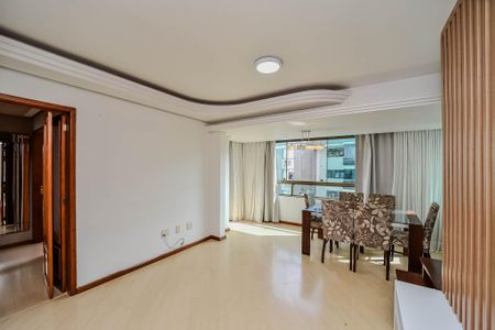 Apartamento para alugar com 230m², 3 quartos e 2 vagasSala