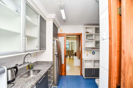 Apartamento para alugar com 230m², 3 quartos e 2 vagasCozinha