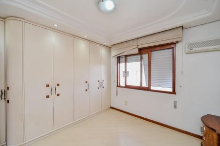 Apartamento para alugar com 230m², 3 quartos e 2 vagasSuíte