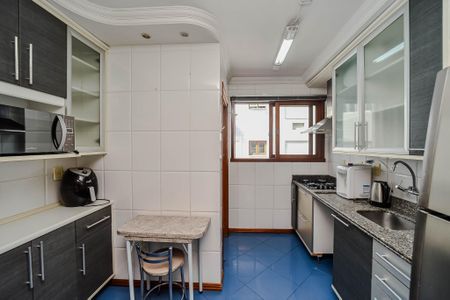 Apartamento para alugar com 230m², 3 quartos e 2 vagasCozinha