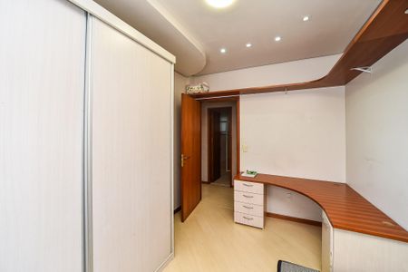 Apartamento para alugar com 230m², 3 quartos e 2 vagasQuarto 2