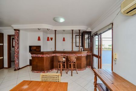 Apartamento para alugar com 230m², 3 quartos e 2 vagasCobertura