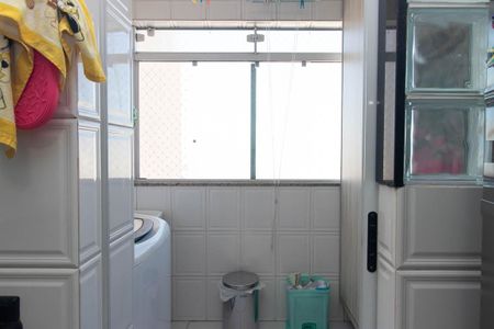 Apartamento para alugar com 53m², 2 quartos e 1 vagaCozinha e Área de Serviço