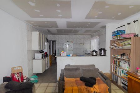 Sala de casa à venda com 3 quartos, 220m² em Água Rasa, São Paulo