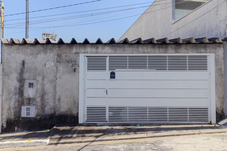 Casa para alugar com 220m², 3 quartos e 3 vagasFachada
