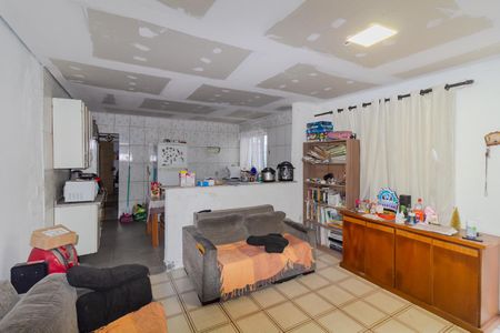 Casa para alugar com 220m², 3 quartos e 3 vagasSala