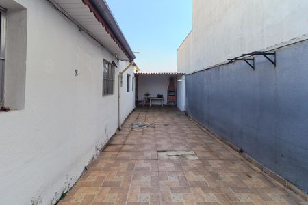Casa para alugar com 220m², 3 quartos e 3 vagasQuintal