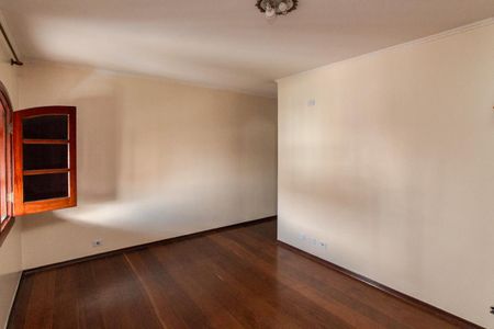 Casa à venda com 306m², 3 quartos e 8 vagas Casa à venda com 306m², 3 quartos e 8 vagasSuíte