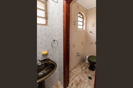 Casa à venda com 306m², 3 quartos e 8 vagas Casa à venda com 306m², 3 quartos e 8 vagasGaragem