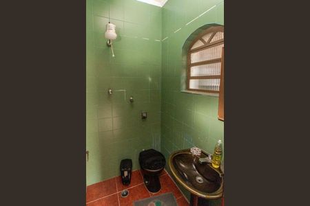 Casa à venda com 306m², 3 quartos e 8 vagas Casa à venda com 306m², 3 quartos e 8 vagasÁrea de Serviço